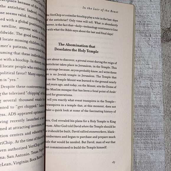 The shadow of the Apocalypse book by Paul Crouch - Picture 5 of 8